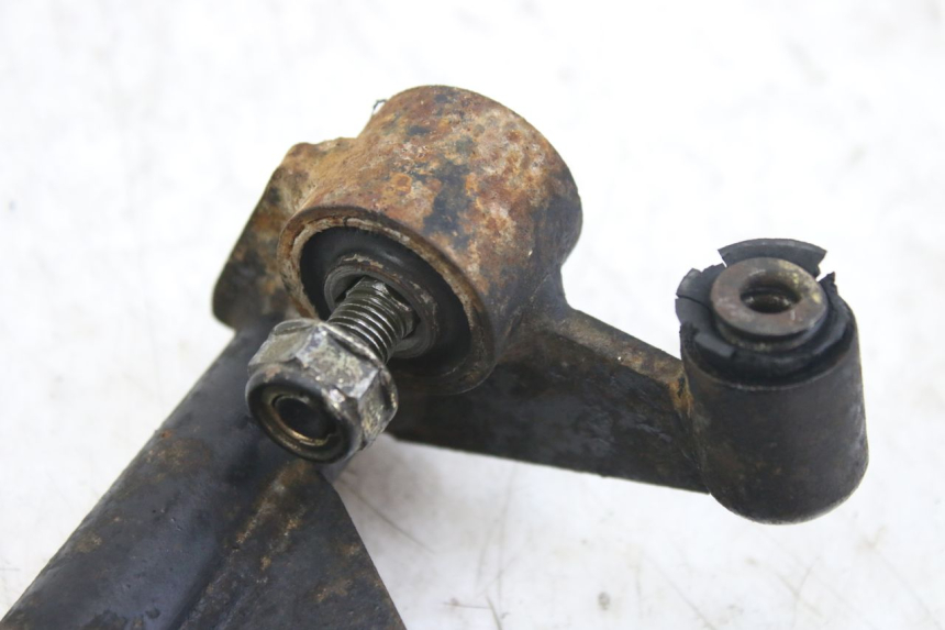 photo de SUPPORT MOTEUR KYMCO AGILITY 4T 50 (2005 - 2018) - Détail de la pièce