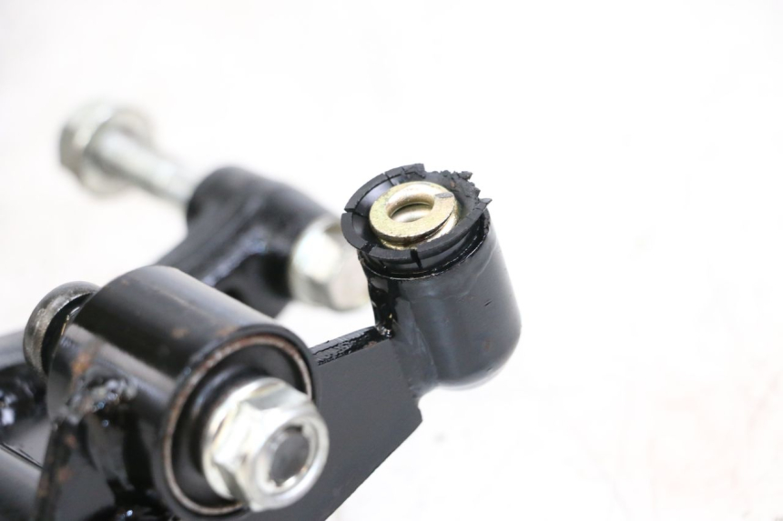 photo de SUPPORT MOTEUR KYMCO AGILITY 4T 50 (2018 - 2022) - Points de fixation