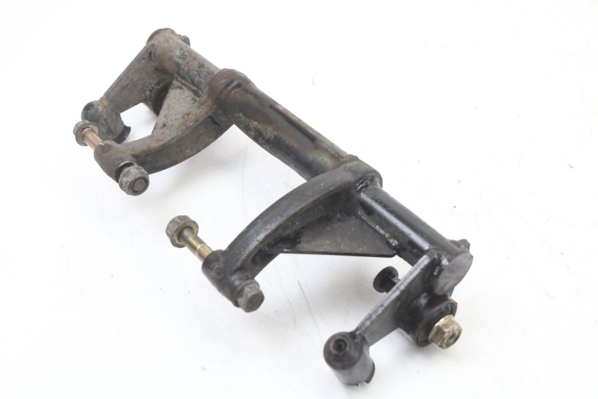 photo de SUPPORT MOTEUR KYMCO AGILITY CARRY 50 (2011 - 2020) - Détail de la pièce