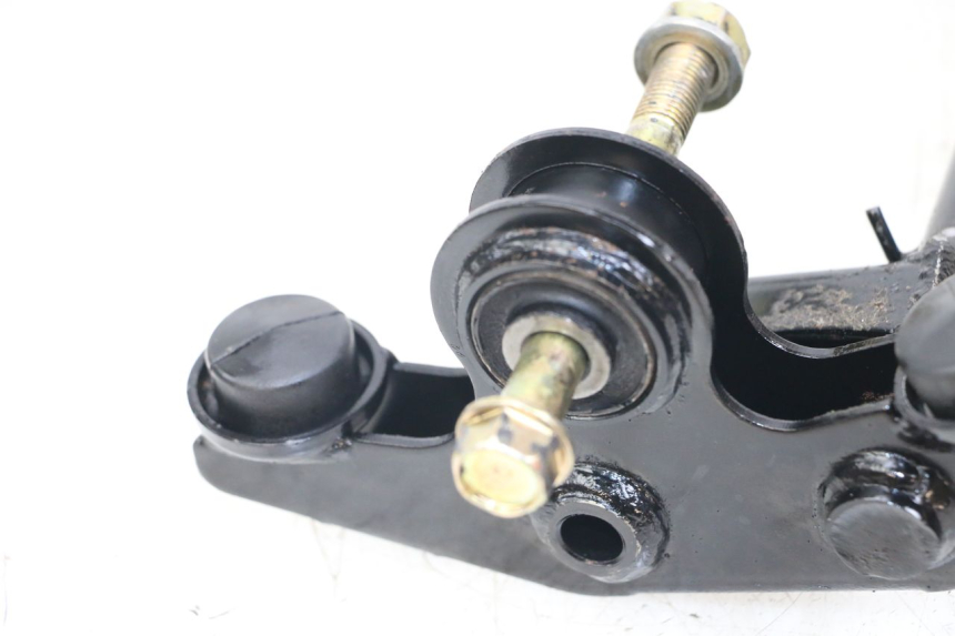 photo de SUPPORT MOTEUR KYMCO AGILITY FR 2T 50 (2012 - 2017) - Zoom état d’usage