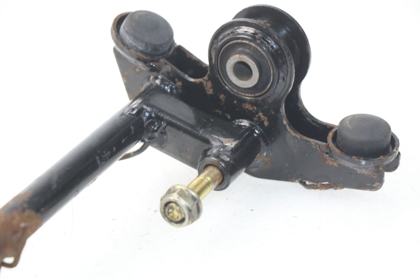 photo de SUPPORT MOTEUR KYMCO AGILITY RS 2T 50 (2009 - 2013) - Gros plan technique