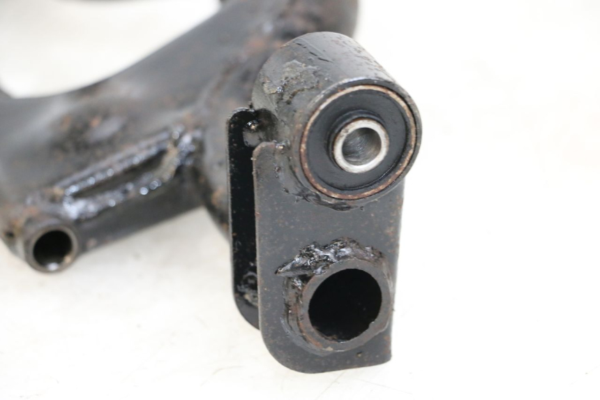 photo de SUPPORT MOTEUR JONWAY AZTRAL 125 (2008 - 2017) - Zoom état d’usage