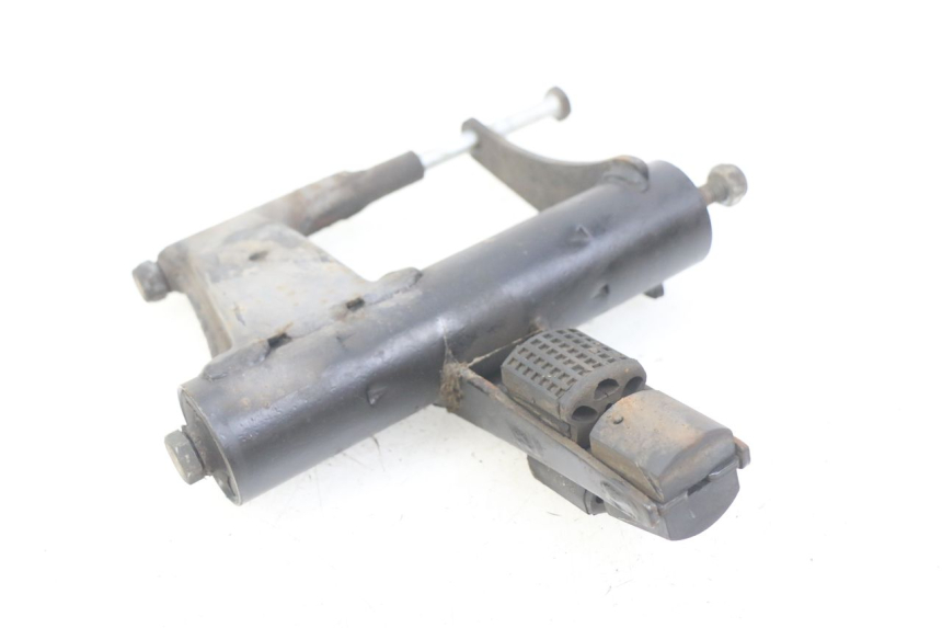 photo de SUPPORT MOTEUR DERBI BOULEVARD 50 (2009 - 2006) - Gros plan technique