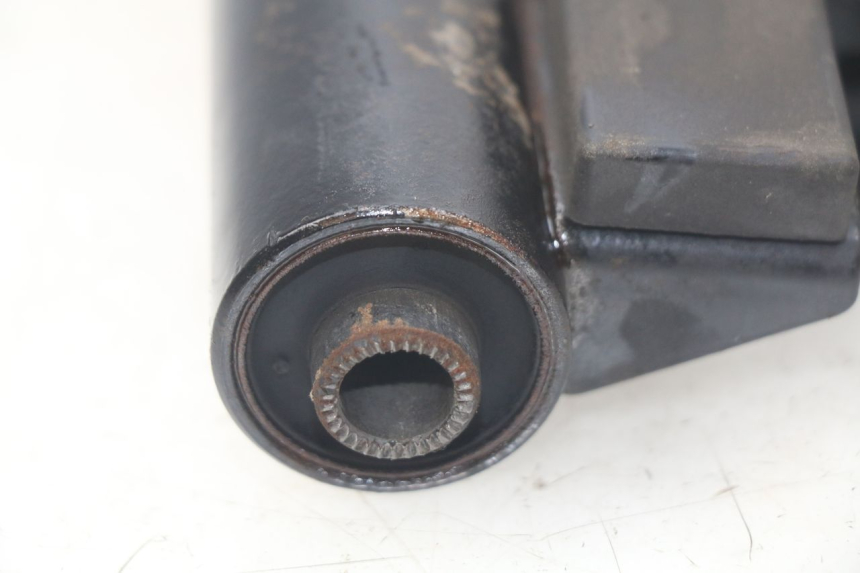 photo de SUPPORT MOTEUR SUZUKI BURGMAN 125 (2007 - 2014) - Zoom état d’usage