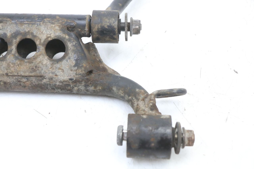 photo de SUPPORT MOTEUR YAMAHA BW'S BWS 125 (2010 - 2013) - Gros plan technique