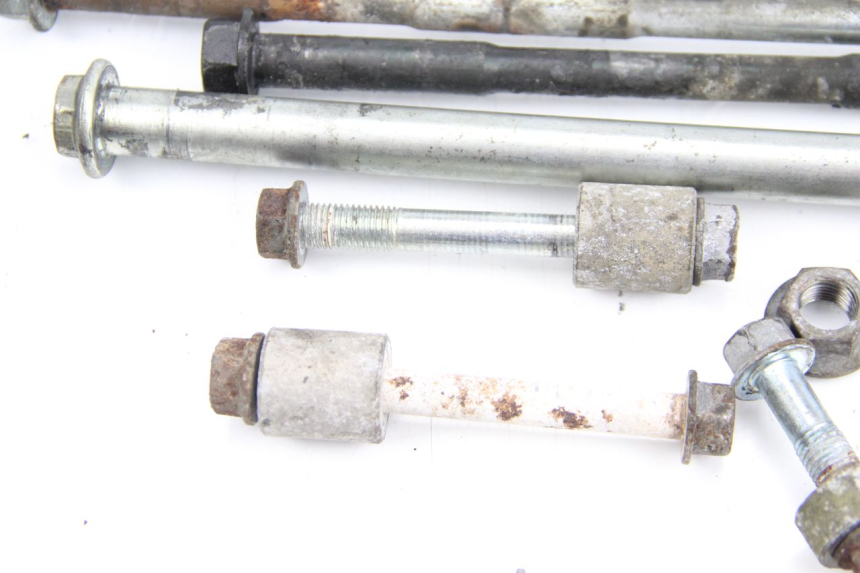 photo de SUPPORT MOTEUR HONDA CBR F SC21 1000 (1986 - 1992) - Zoom état d’usage