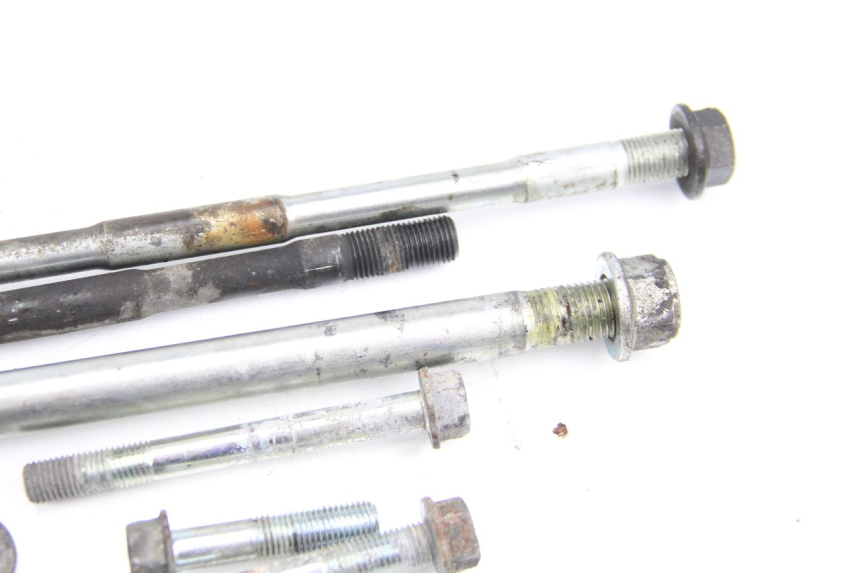 photo de SUPPORT MOTEUR HONDA CBR F SC21 1000 (1986 - 1992) - Vue d’ensemble