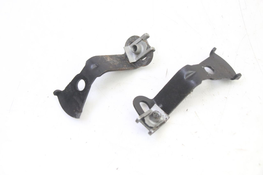 photo de SUPPORT MOTEUR APRILIA CLASSIC 125 (1995 - 2001) - Autre angle de vue