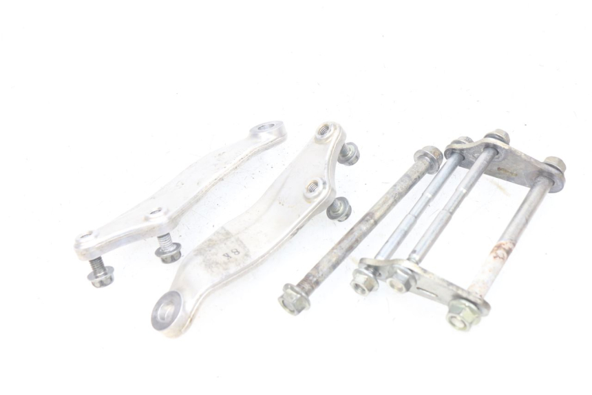 photo de SUPPORT MOTEUR HONDA CRF 250 (2013 - 2016) - Détail de la pièce