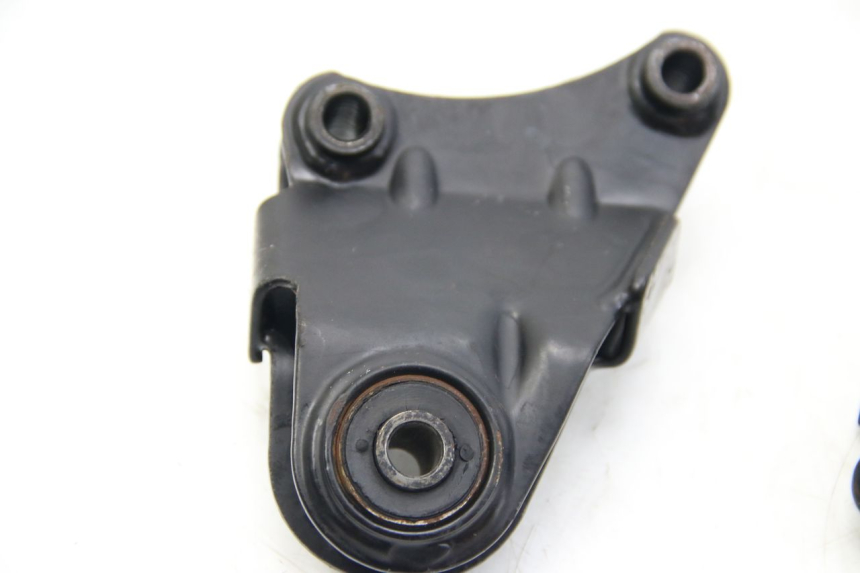 photo de SUPPORT MOTEUR PEUGEOT E-VIVACITY 1 (2012 - 2018) - Autre angle de vue