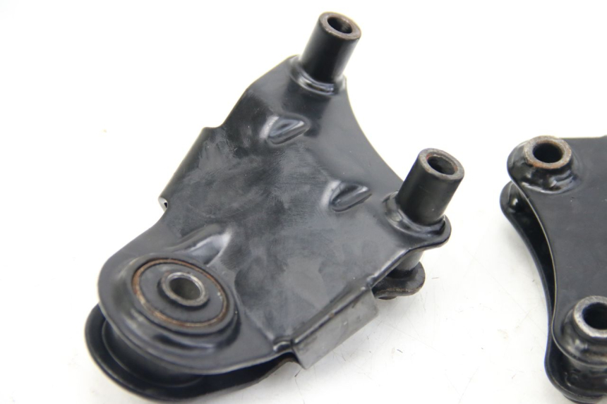 photo de SUPPORT MOTEUR PEUGEOT E-VIVACITY 1 (2012 - 2018) - Gros plan technique