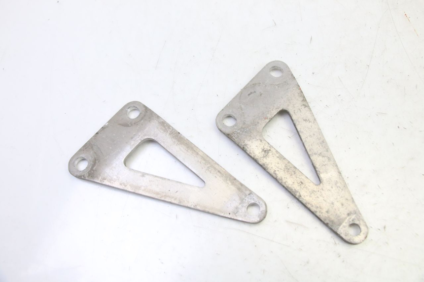 photo de SUPPORT MOTEUR APRILIA ETX 125 (1998 - 2002) - Autre angle de vue