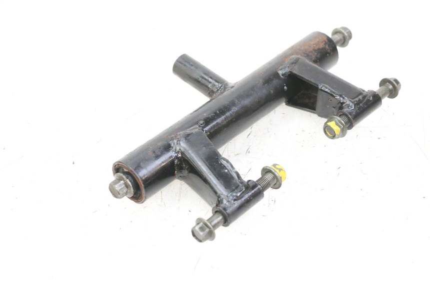 photo de SUPPORT MOTEUR EUROCKA RETRO 50 (2007 - 2014) - Gros plan technique