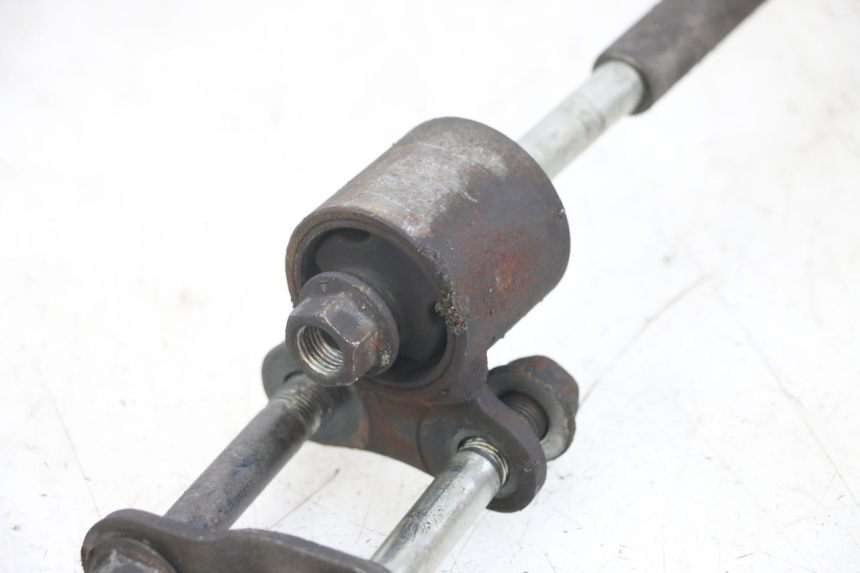 photo de SUPPORT MOTEUR YAMAHA FJ 3CX 1200 (1986 - 1996) - Gros plan technique