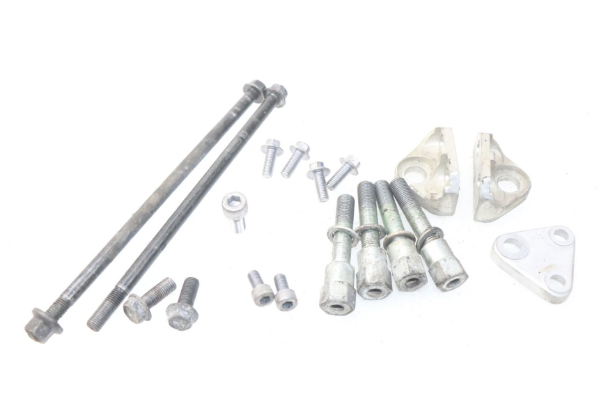 photo de SUPPORT MOTEUR YAMAHA FJR ABS 1300 (2006 - 2012) - Vue principale