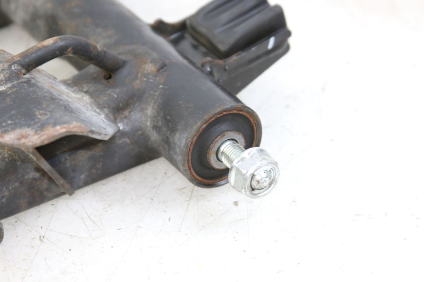 photo de SUPPORT MOTEUR HONDA FORZA 125 (2015 - 2016) - Détail de la pièce