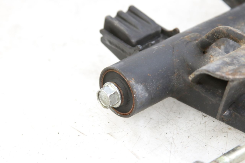 photo de SUPPORT MOTEUR HONDA FORZA 125 (2015 - 2016) - Zoom état d’usage