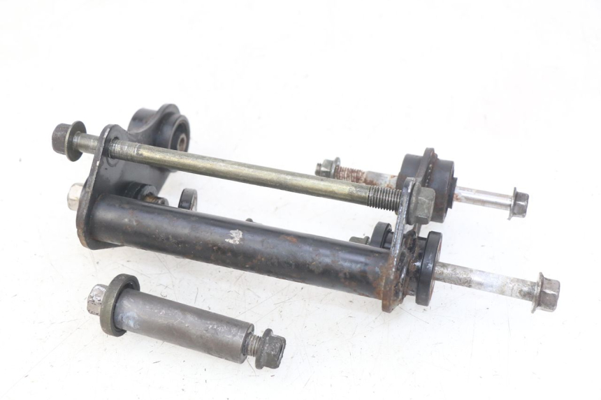 photo de SUPPORT MOTEUR YAMAHA FZS FAZER 600 (1998 - 2001) - Vue principale