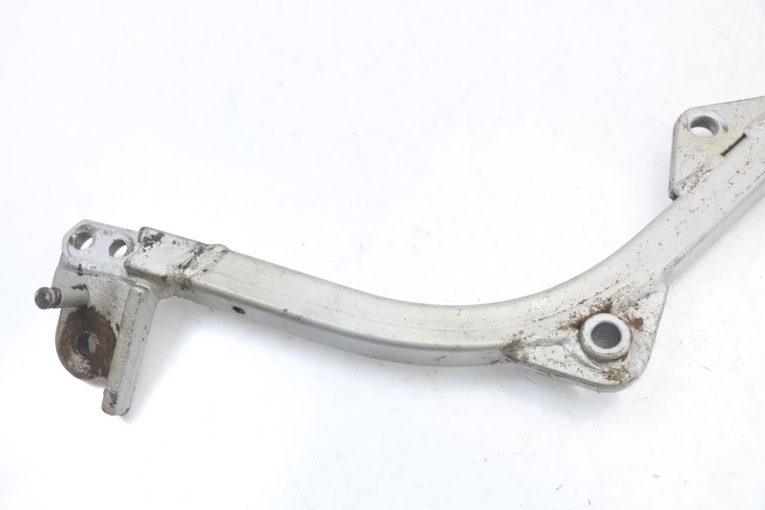 photo de SUPPORT MOTEUR HYOSUNG GF 125 (2001 - 2005) - Gros plan technique