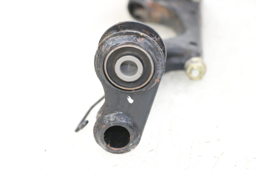 photo de SUPPORT MOTEUR KYMCO GRAND DINK 125 (2008 - 2014) - Gros plan technique