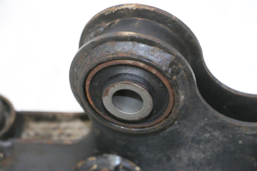 photo de SUPPORT MOTEUR KYMCO GRAND DINK 125 (2008 - 2014) - Zoom état d’usage