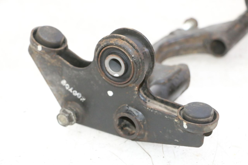 photo de SUPPORT MOTEUR KYMCO GRAND DINK 125 (2008 - 2014) - Vue d’ensemble