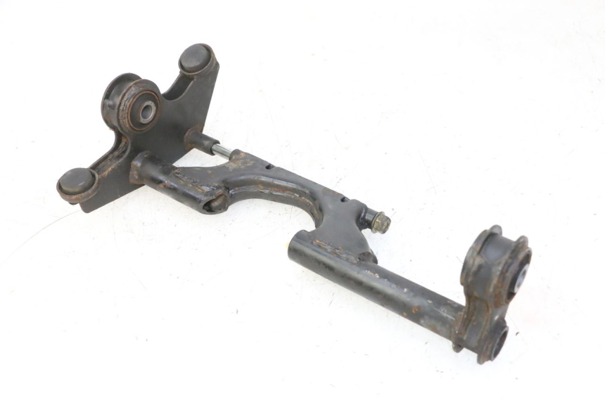 photo de SUPPORT MOTEUR KYMCO GRAND DINK 125 (2002 - 2007) - Vue principale