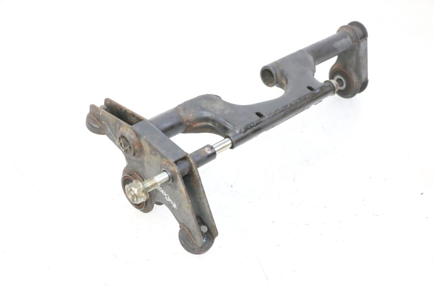 photo de SUPPORT MOTEUR KYMCO GRAND DINK 125 (2002 - 2007) - Détail de la pièce