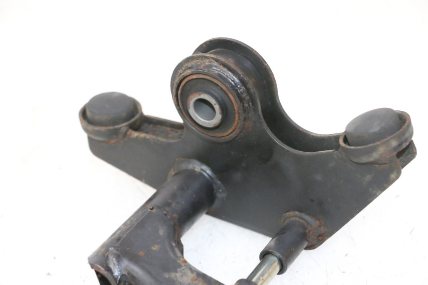photo de SUPPORT MOTEUR KYMCO GRAND DINK 125 (2002 - 2007) - Vue d’ensemble
