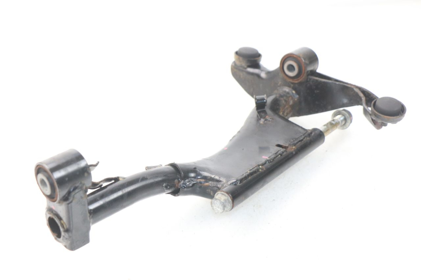 photo de SUPPORT MOTEUR SYM GTS EVO 125 (2009 - 2013) - Autre angle de vue