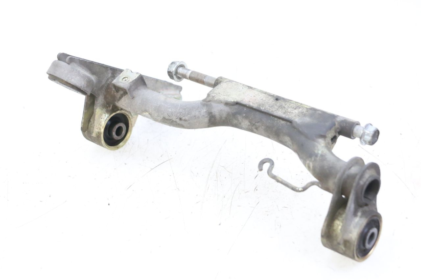 photo de SUPPORT MOTEUR HONDA NES AROBASE 125 (2000 - 2003) - Détail de la pièce