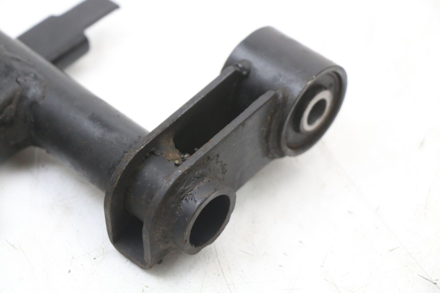 photo de SUPPORT MOTEUR SYM JET 14 4T 50 (2018 - 2022) - Gros plan technique