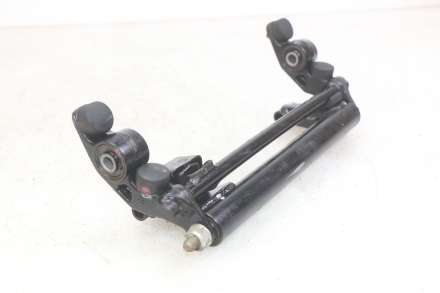 photo de SUPPORT MOTEUR SYM JET SPORT XR 50 (2006 - 2015) - Autre angle de vue