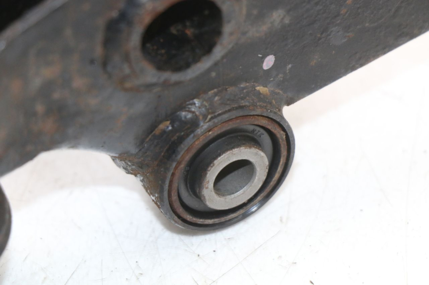 photo de SUPPORT MOTEUR SYM JOYRIDE EVO 125 (2009 - 2016) - Gros plan technique