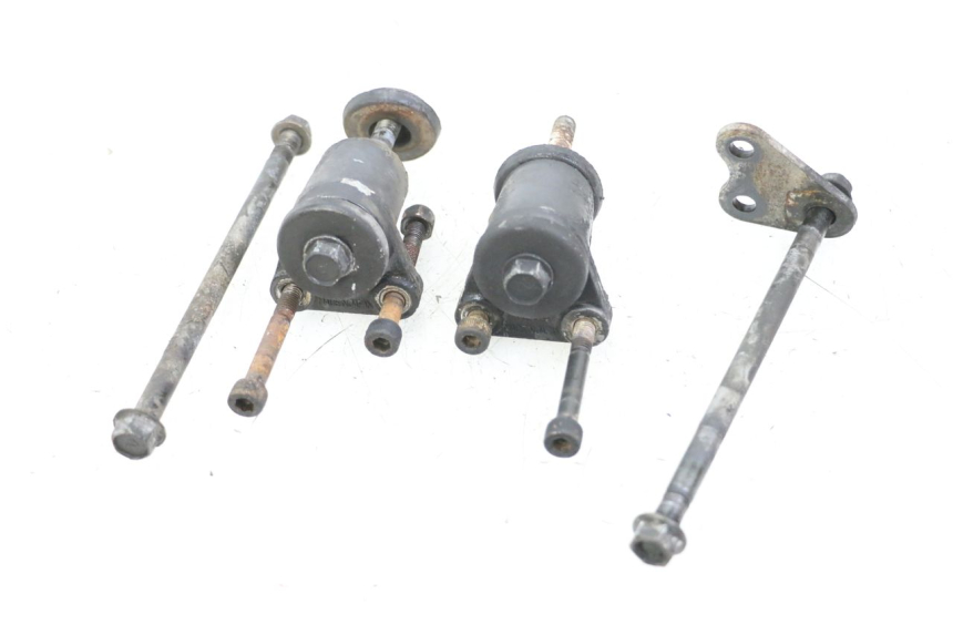 photo de SUPPORT MOTEUR KAWASAKI ZR7 ZR-7 S 750 (1999 - 2004) - Zoom état d’usage