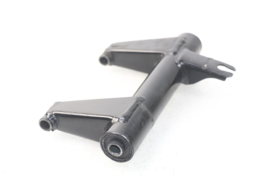 photo de SUPPORT MOTEUR PEUGEOT KISBEE 4T 50 (2018 - 2022) - Zoom état d’usage