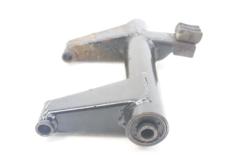 photo de SUPPORT MOTEUR PEUGEOT KISBEE 4T 50 (2010 - 2017) - Gros plan technique