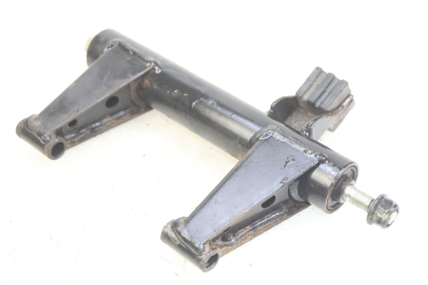 photo de SUPPORT MOTEUR PEUGEOT KISBEE 4T 50 (2018 - 2022) - Autre angle de vue