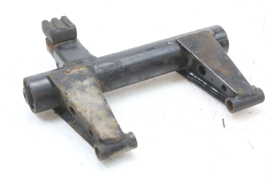 photo de SUPPORT MOTEUR PEUGEOT KISBEE 4T 50 (2010 - 2017) - Détail de la pièce