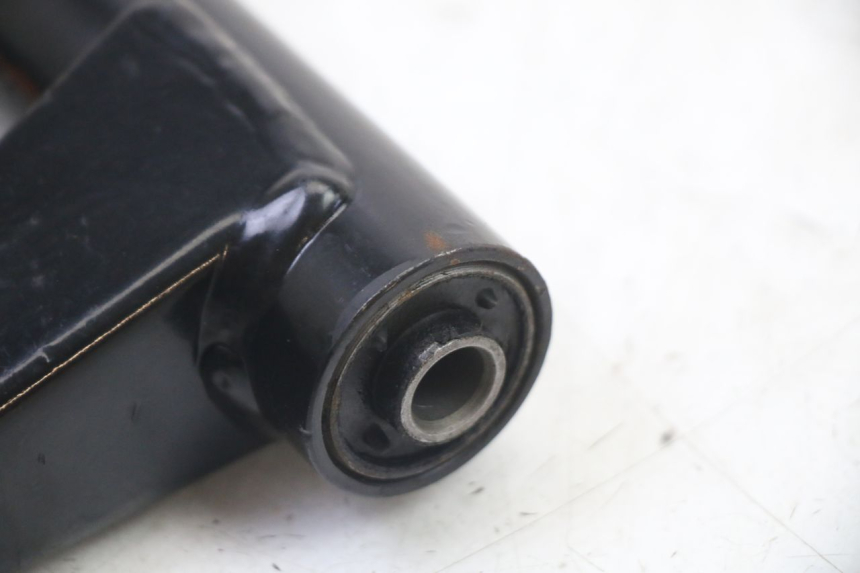 photo de SUPPORT MOTEUR PEUGEOT KISBEE 4T 50 (2018 - 2022) - État de surface