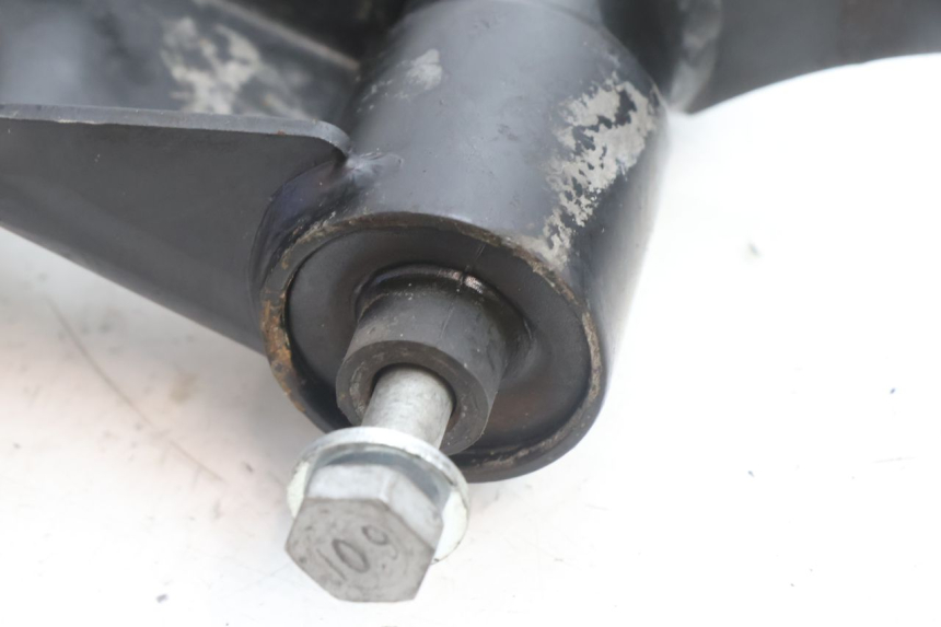 photo de SUPPORT MOTEUR PIAGGIO LIBERTY IGET 4T 50 (2021 - 2025) - Vue d’ensemble