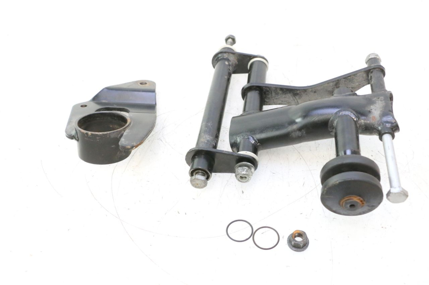 photo de SUPPORT MOTEUR PIAGGIO LIBERTY IGET S 125 (2016 - 2020) - Détail de la pièce