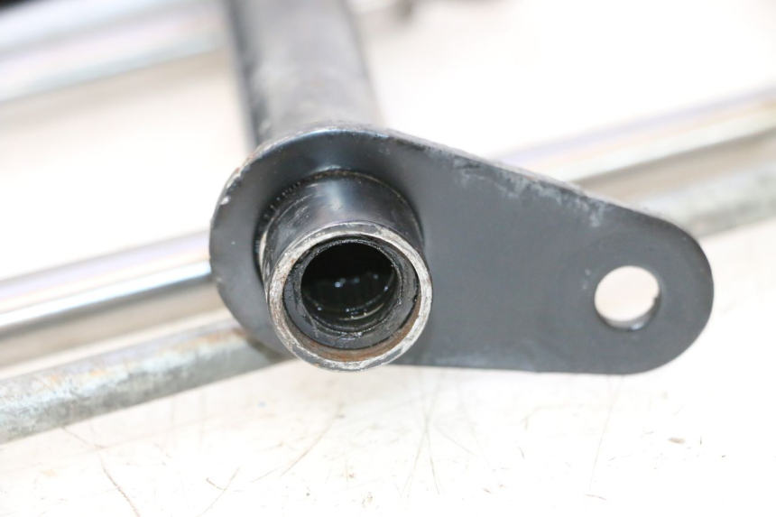 photo de SUPPORT MOTEUR PIAGGIO LIBERTY IGET S 125 (2016 - 2020) - Inspection visuelle