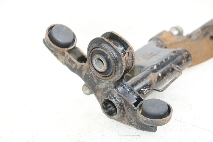 photo de SUPPORT MOTEUR KYMCO LIKE 125 (2009 - 2016) - Autre angle de vue