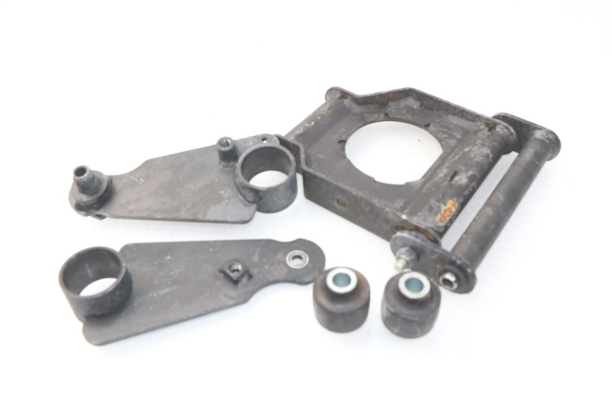 photo de SUPPORT MOTEUR PEUGEOT METROPOLIS 400 (2017 - 2020) - Vue principale