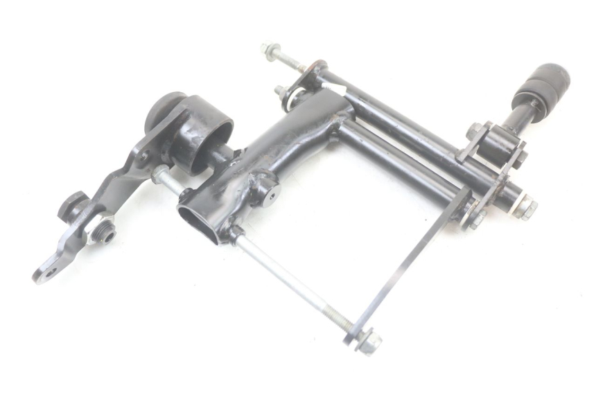 photo de SUPPORT MOTEUR PIAGGIO MP3 HPE 350 (2018 - 2020) - Vue principale