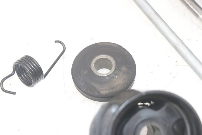 photo de SUPPORT MOTEUR PIAGGIO MP3 HPE 300 (2019 - 2026) - État de surface