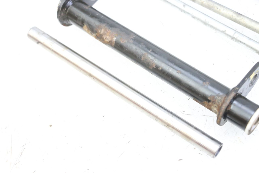 photo de SUPPORT MOTEUR PIAGGIO MP3 LT 400 (2007 - 2012) - État de surface