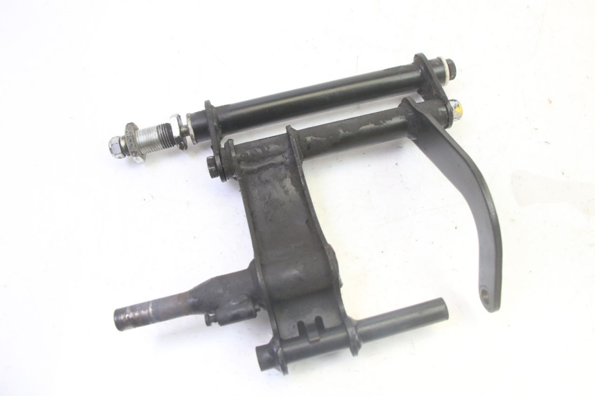 photo de SUPPORT MOTEUR PIAGGIO MP3 LT 300 (2010 - 2016) - Zoom état d’usage