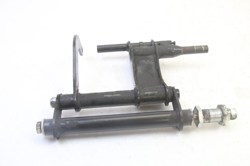 photo de SUPPORT MOTEUR PIAGGIO MP3 LT 300 (2010 - 2016) - Autre angle de vue